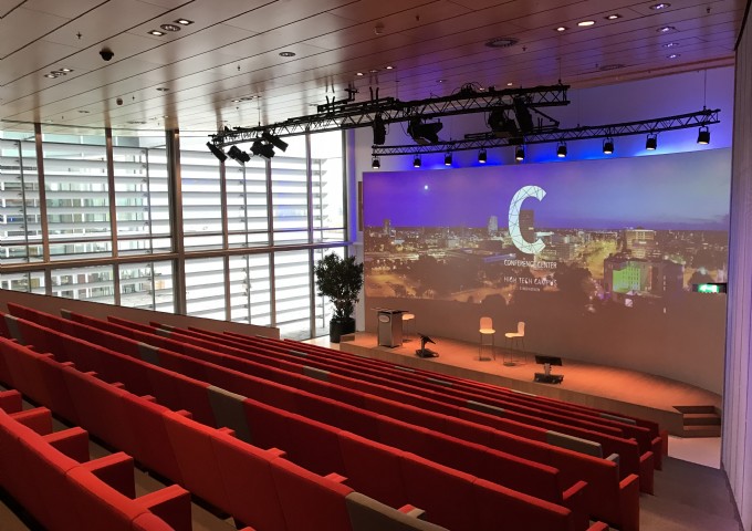 Auditorium rechts zijaanzicht